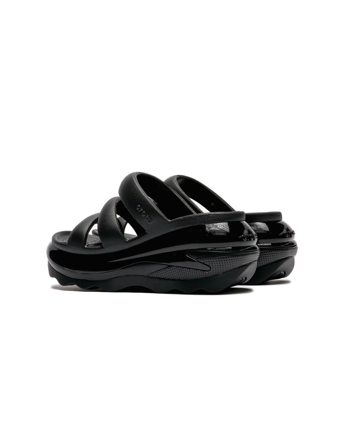 triple strap crocs black